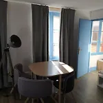Le 아파트 *