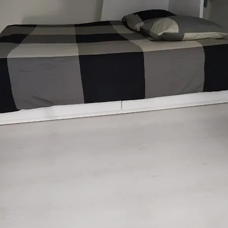 Le Apartament *
