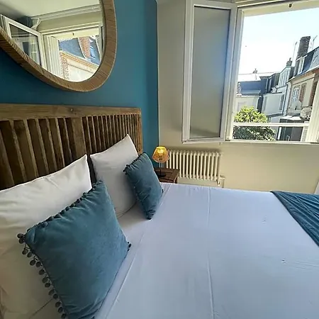 Le Apartament